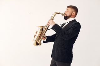 Instruments du Moyen Âge : luth, vielle et flûte à bec