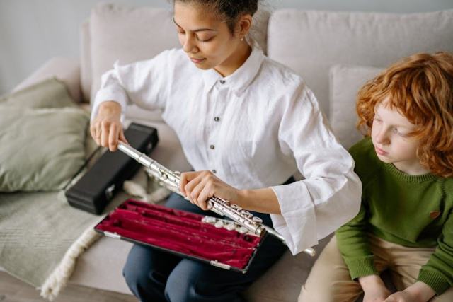 Fabriquer des instruments de musique pour les enfants : idées faciles